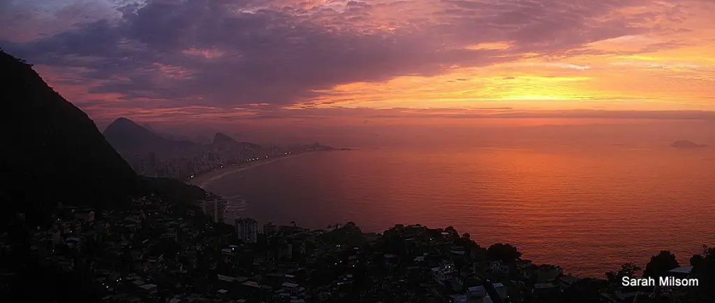Vidigal-Sunrise-Rio-de-Janeiro-Brazil-13-Feb-12-SM-1024x434